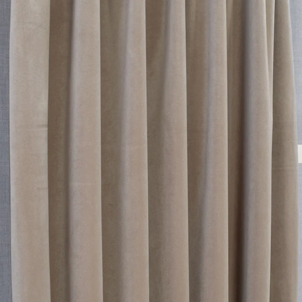Anna Beige enfärgat Sammetstyg
