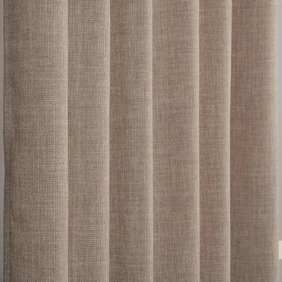 Charlie beige gardiner - elegant struktur och mjukt fall