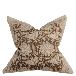 Dante nougat kuddfodral 48x48cm - tidlös charm för soffan och favoritfåtöljen
