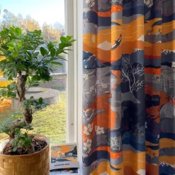 Fjällvandring orange tyg