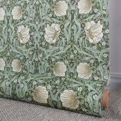 Grace grön tyg - Klassisk blommig Arts and Crafts design