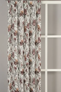Iris offwhite gardiner – blomsterprakt på ljus botten