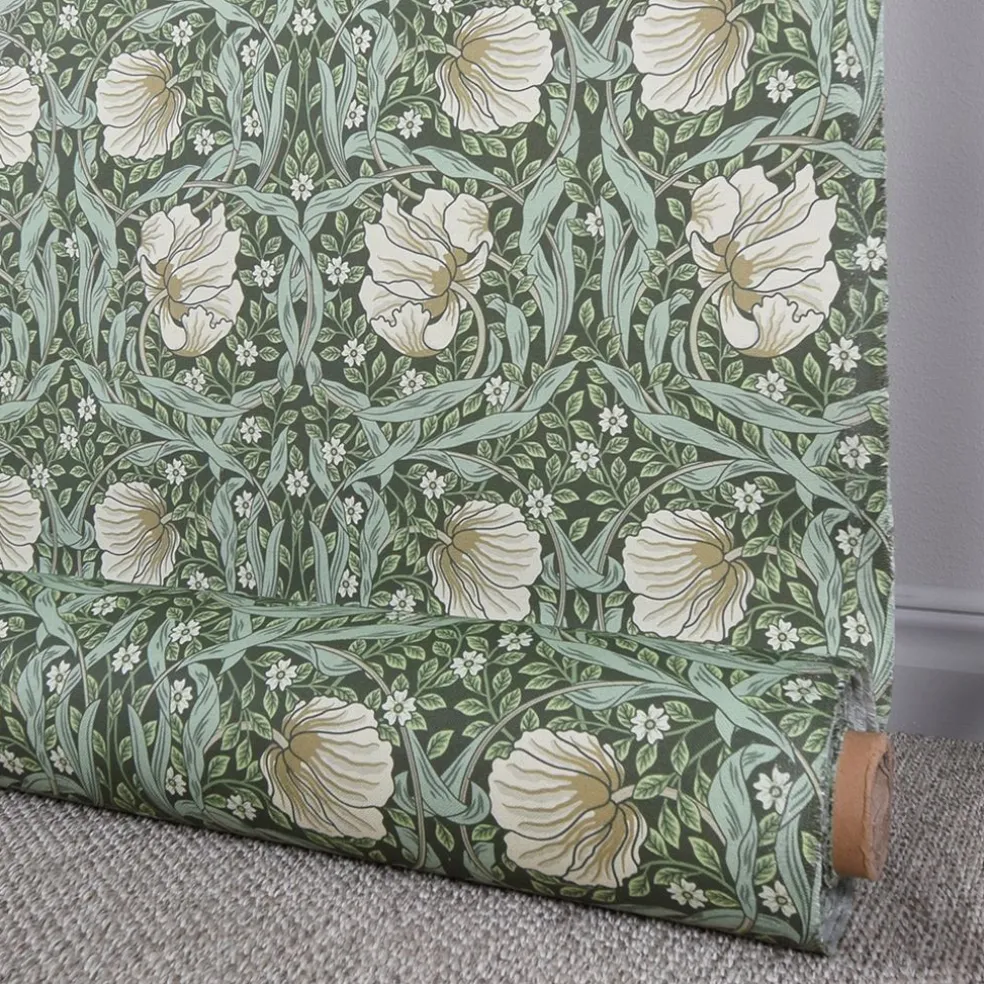 Textilvaxduk Grace grön - Klassisk blommig Arts and Crafts design