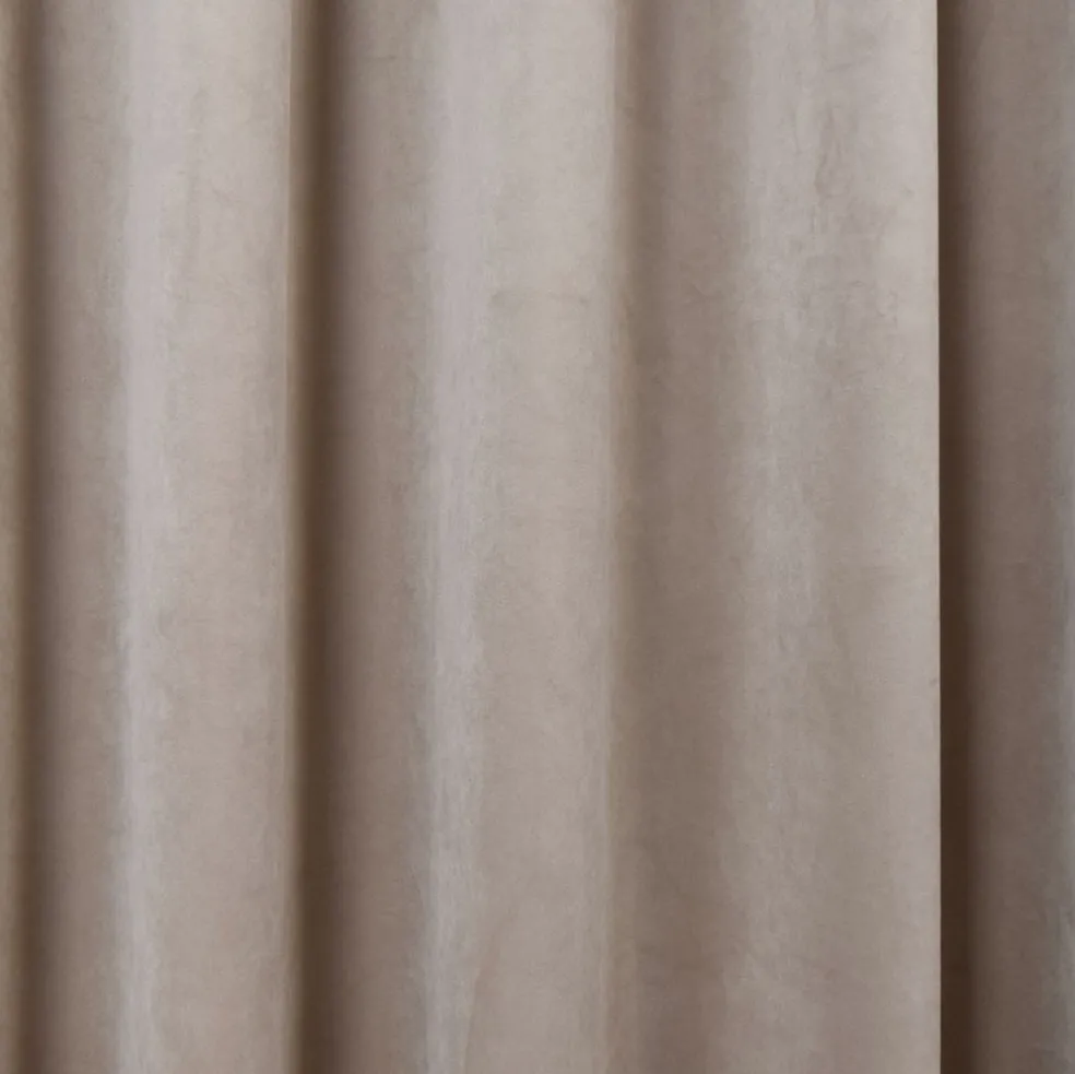 Velvet sand enfärgat sammetstyg